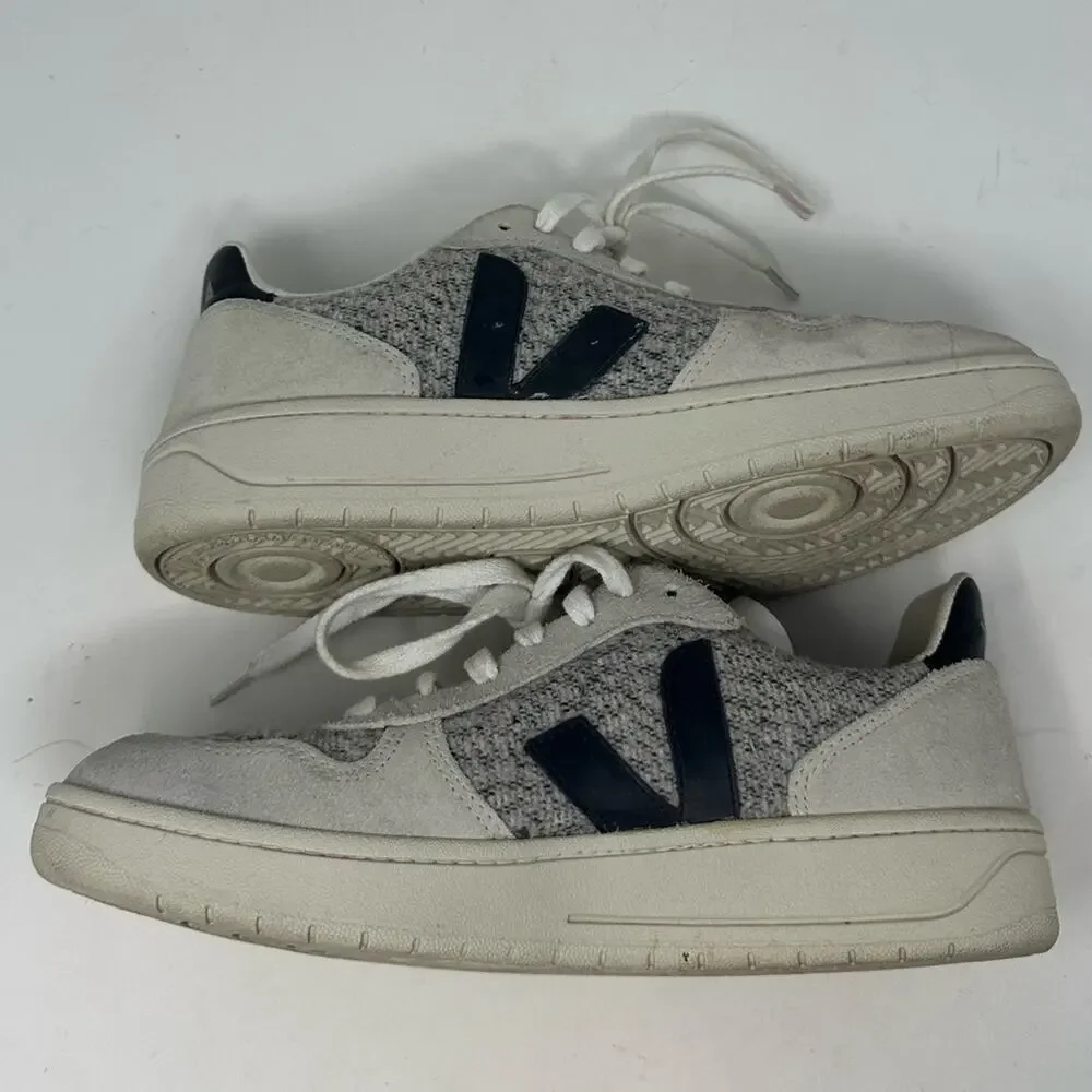 Veja V-10 Flannel Snow Black Sneakers Gray Suede Size 9 Womens Shoes